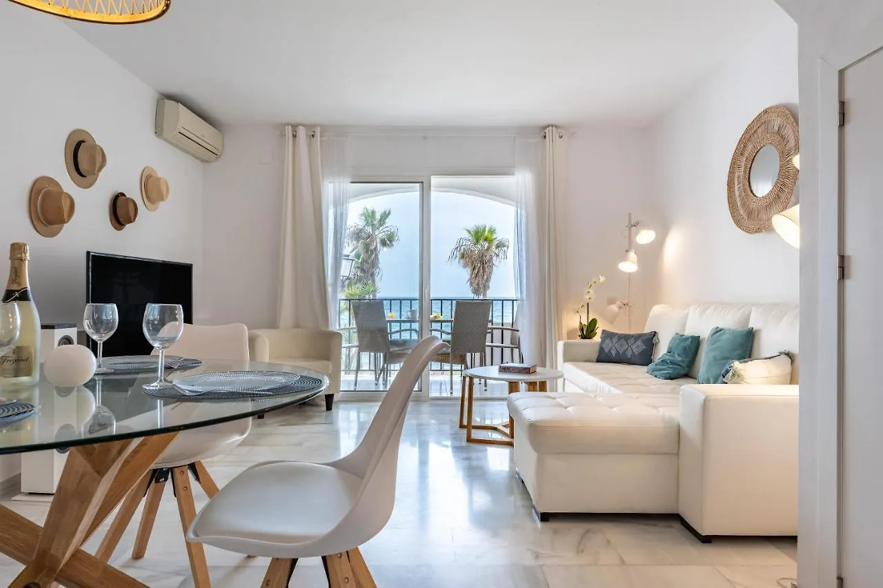 Apartment Sea Front Beach House Micaela I Marbella