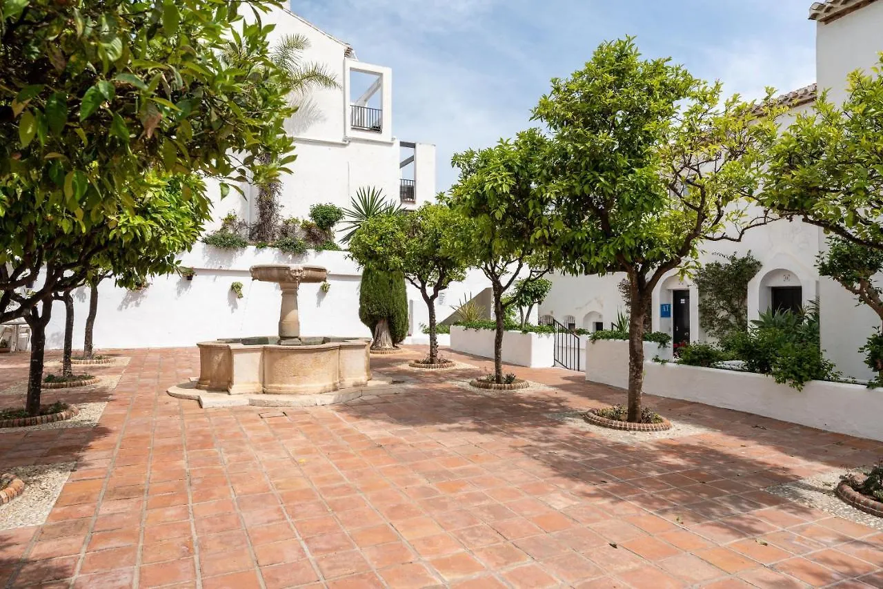 Sea Front Beach House Micaela I Marbella 0*,